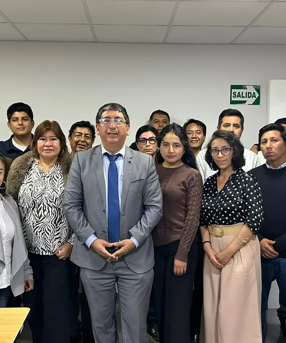 Grupo de participantes del instituto al cierre de una edición